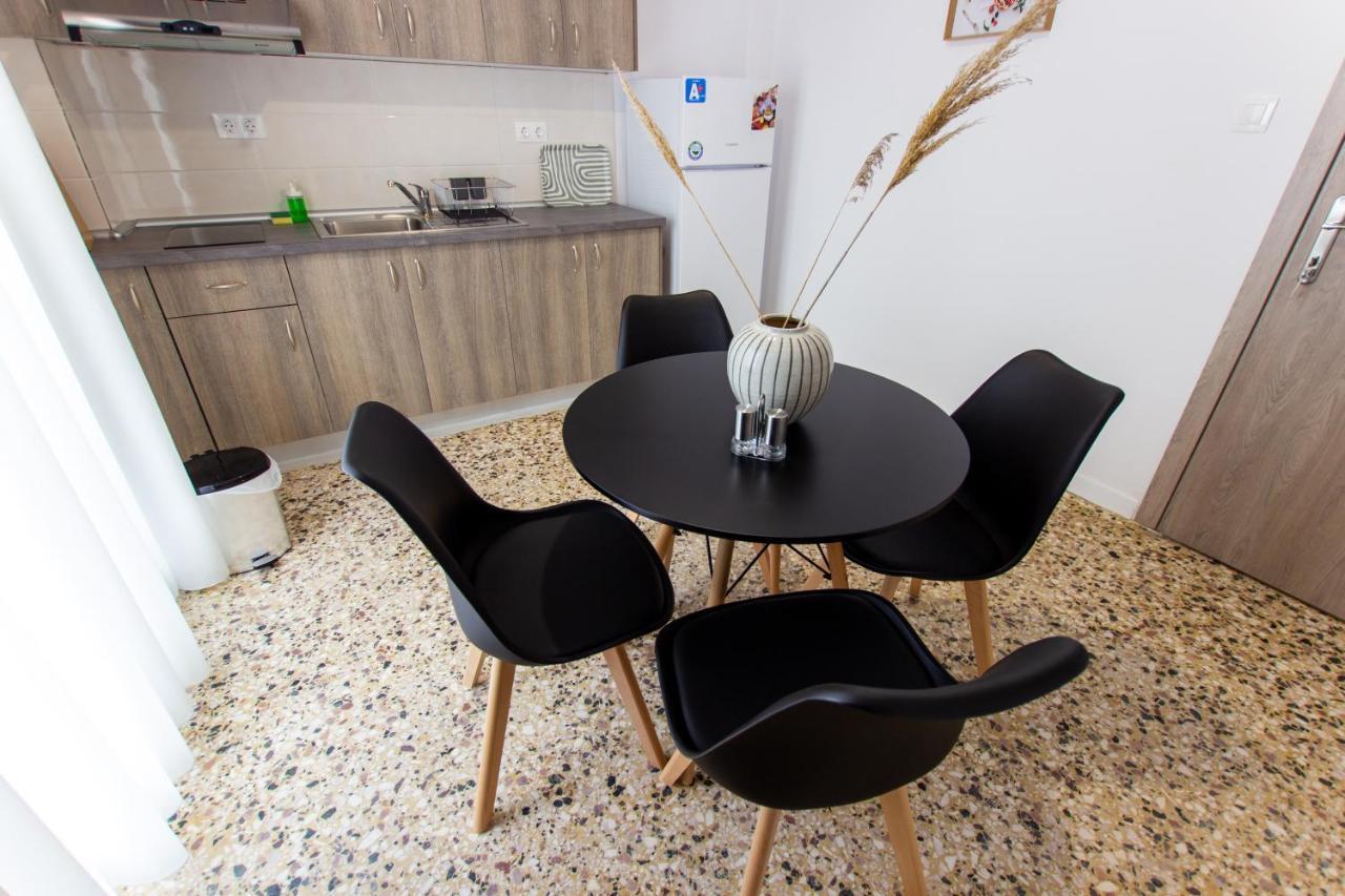 Anassa Apartments Asproválta Luaran gambar